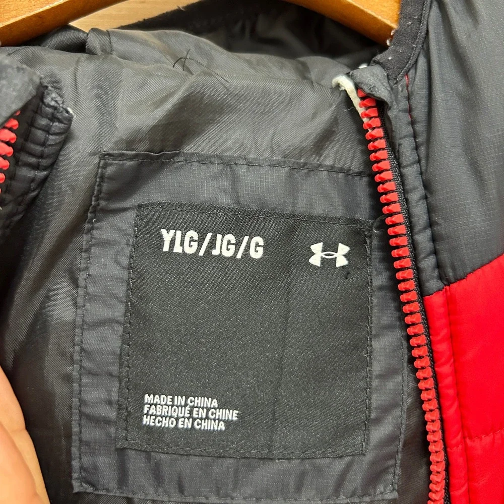 Under Armour Youth Large Red Black Hooded Puffer Jacket Full Zip Quilted Coat